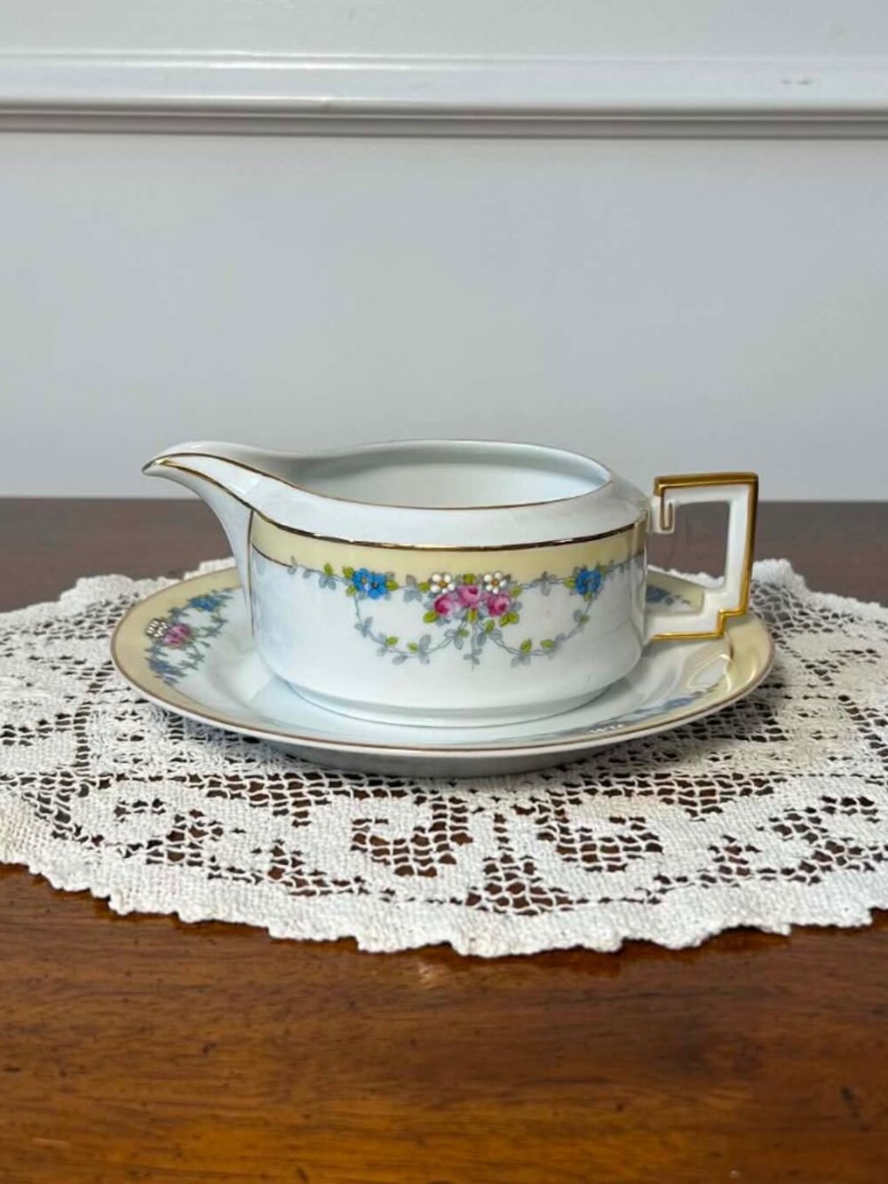 H&C Selb Bavaria Josephine creamer